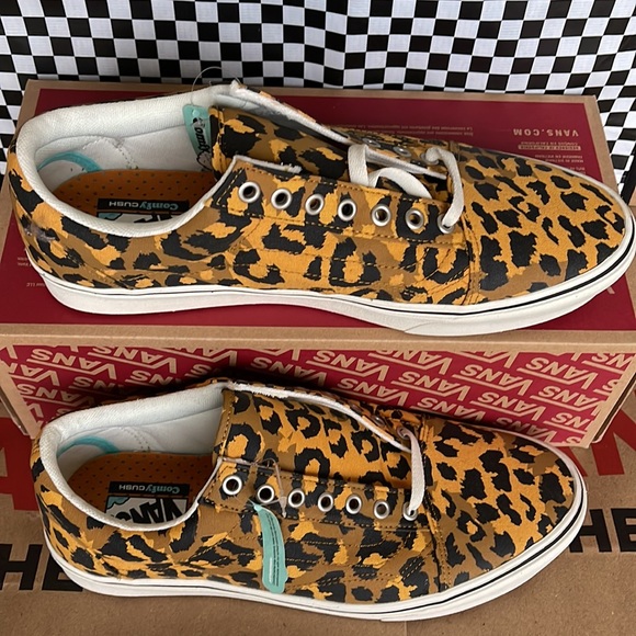 Vans Comfycush Old Skool Leopard Golden Brown /Golden Glow Men’s sneakers - Picture 3 of 16